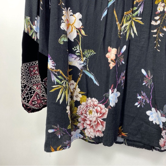 Johnny Was 3J Workshop Velvet mix Black Long Sleeve Top shirt Blouse Size Medium - Picture 13 of 15